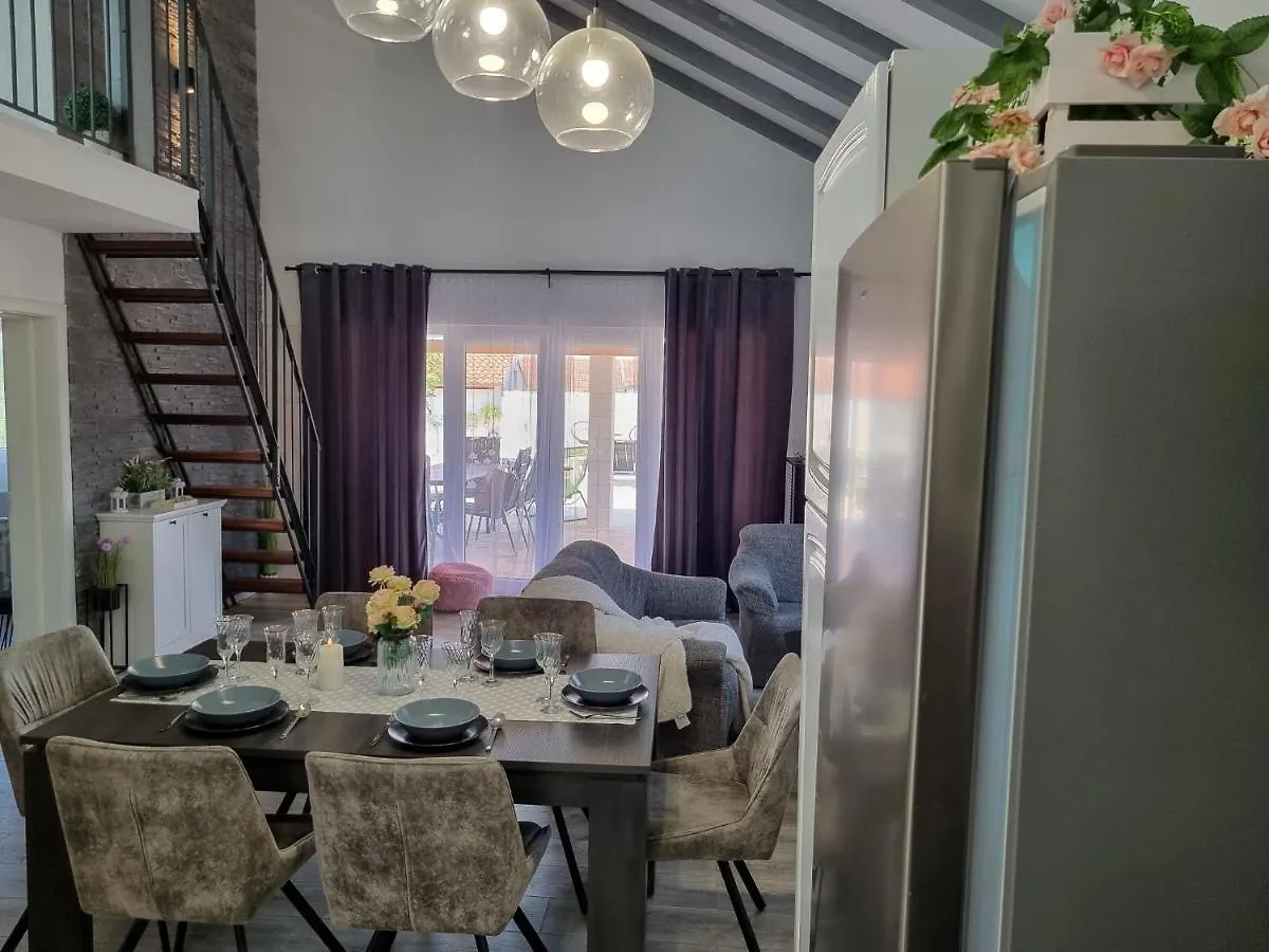 Villa Green Spirit Polaca